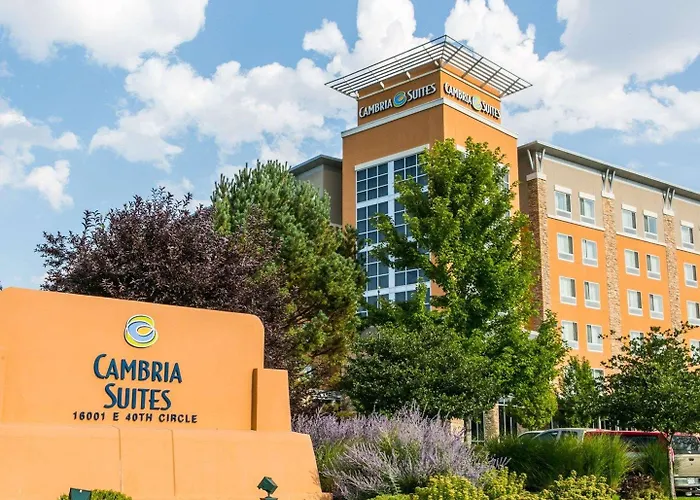 Cambria Hotel Denver International Airport