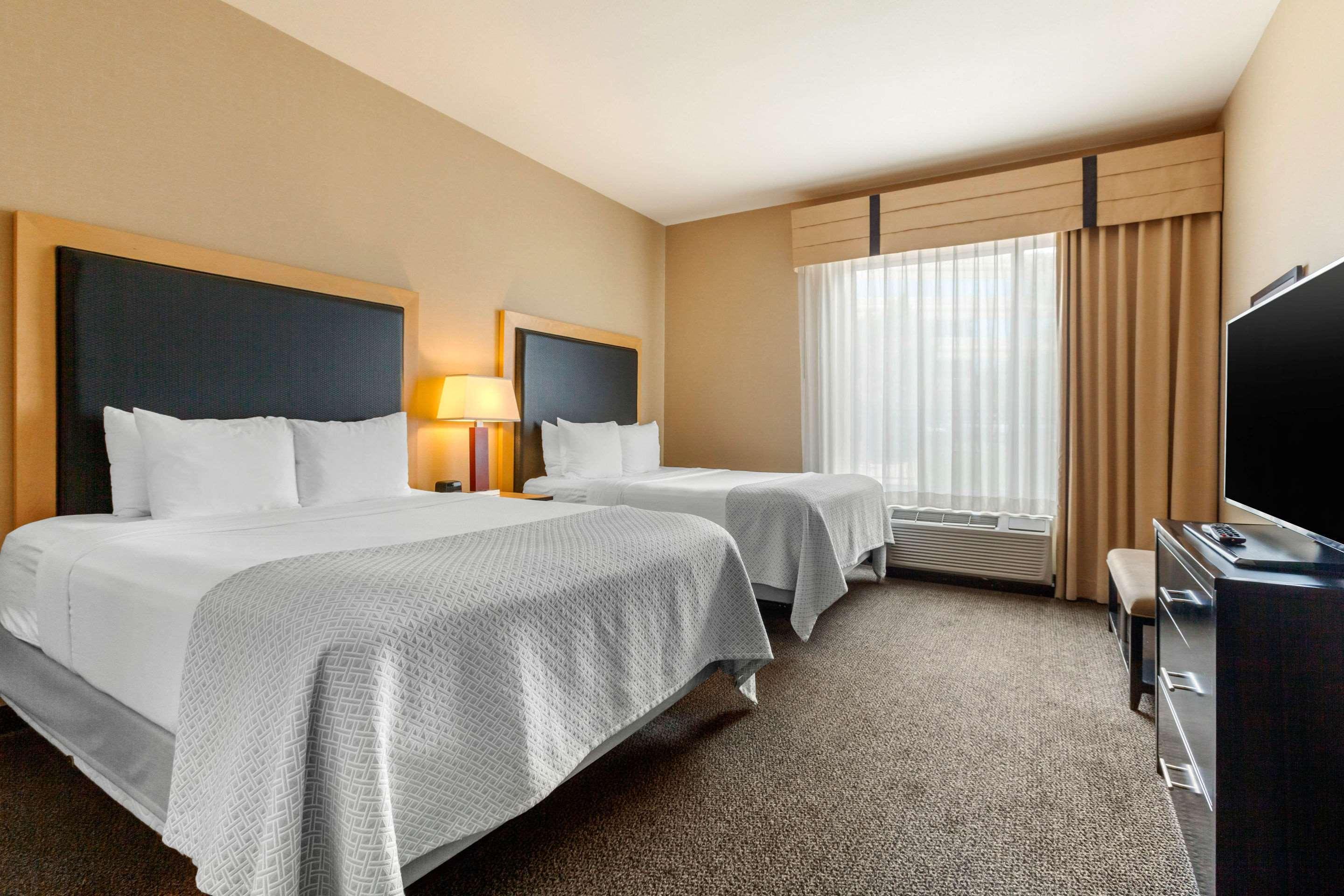 Hotel Cambria Denver International Airport