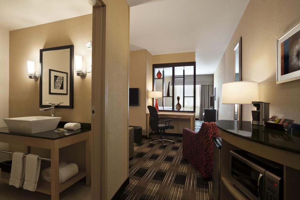 Hotel Cambria Denver International Airport Aurora