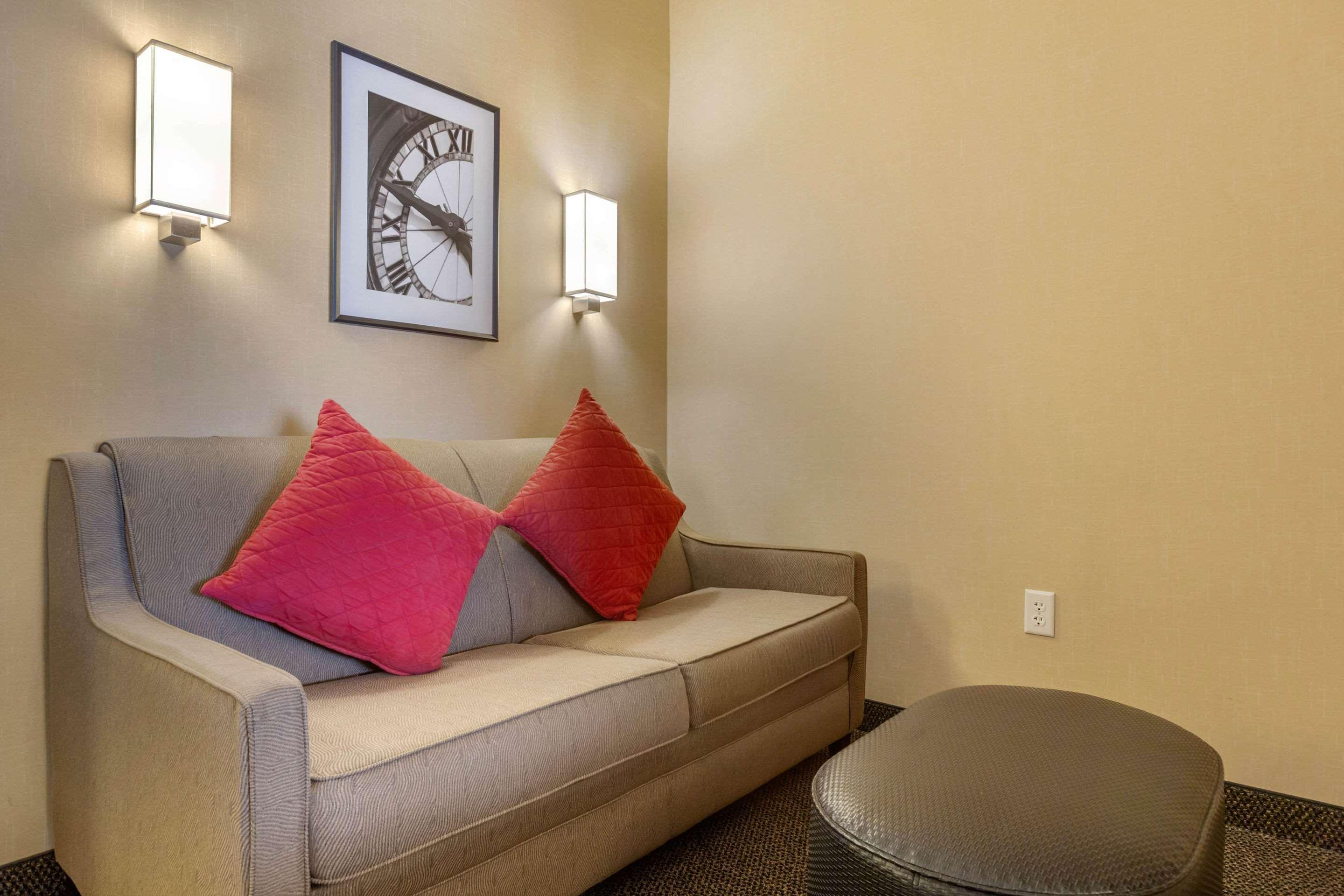 Cambria Denver International Airport Hotel