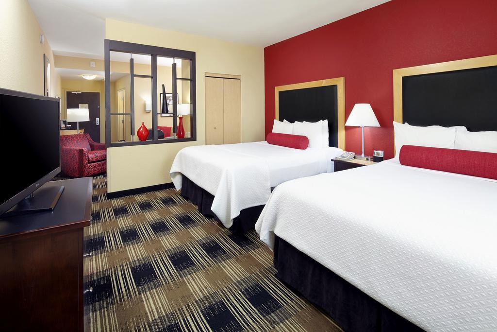 Cambria Denver International Airport Hotel